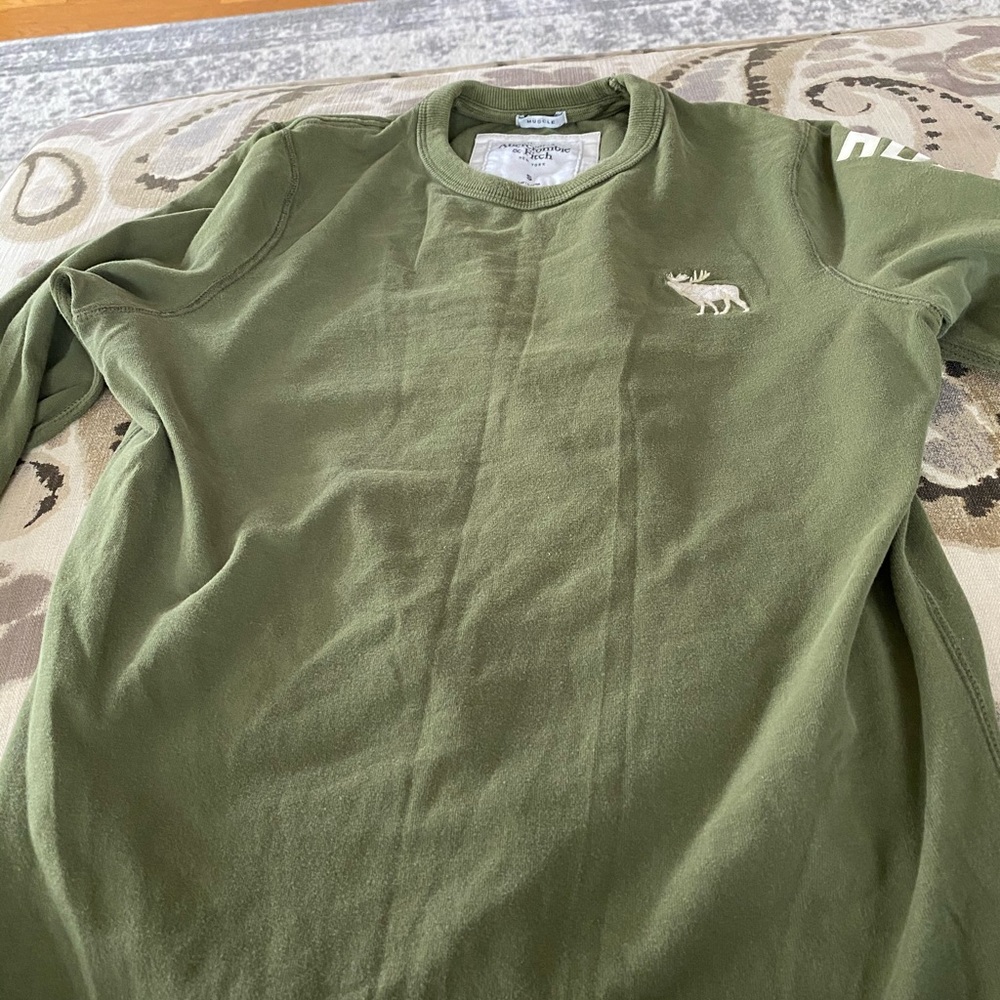 Men’s long sleeve shirt small -Abercrombie &Fitch